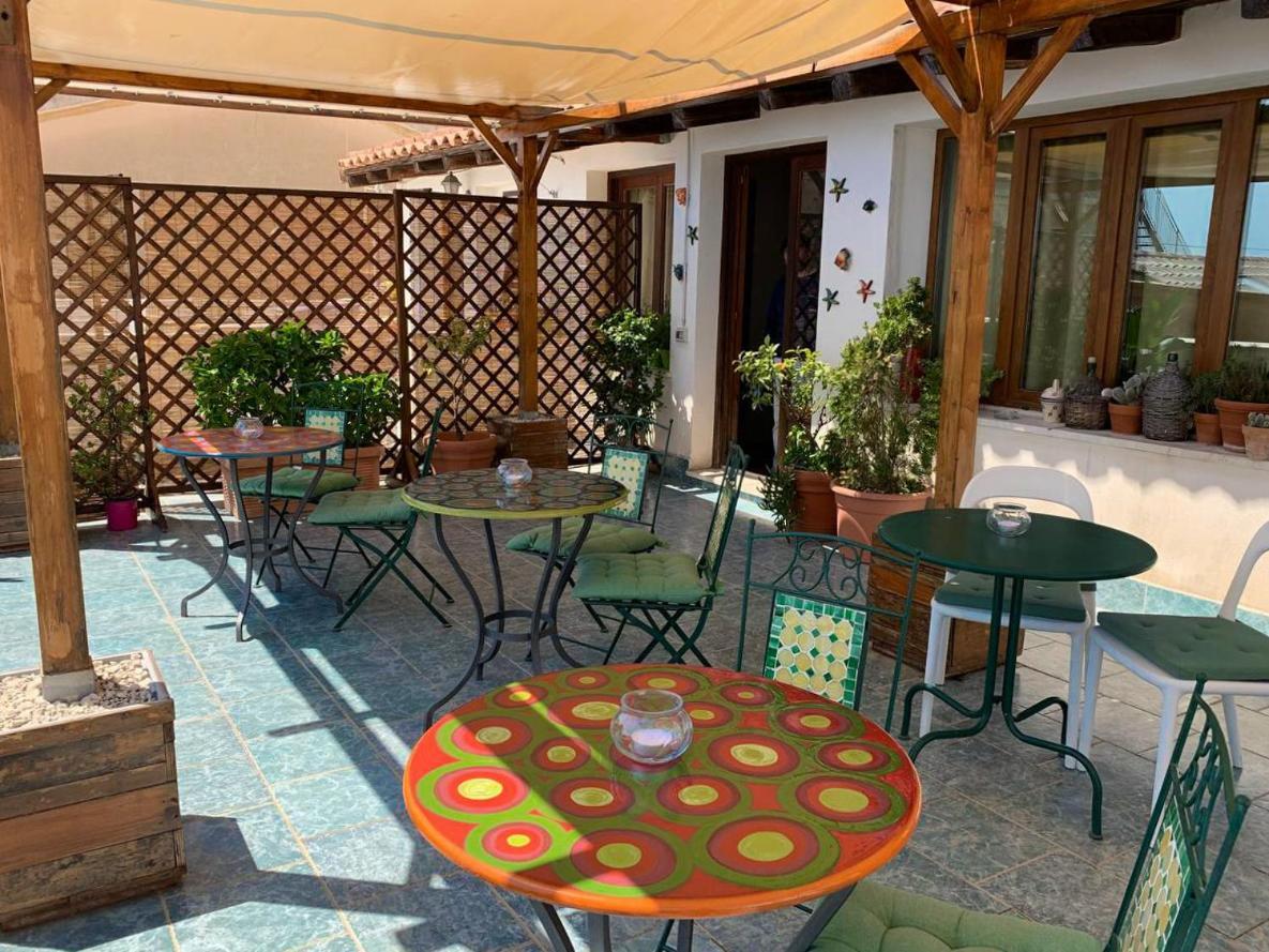 Guest House Le Sibille Таорміна Екстер'єр фото