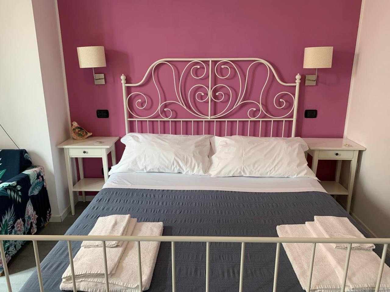 Guest House Le Sibille Таорміна Екстер'єр фото