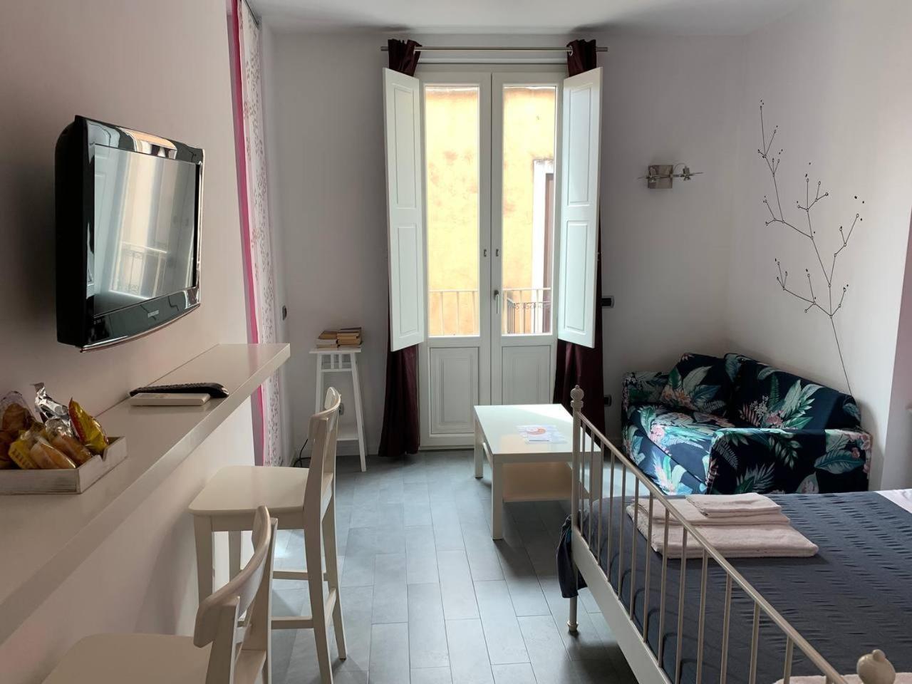 Guest House Le Sibille Таорміна Екстер'єр фото